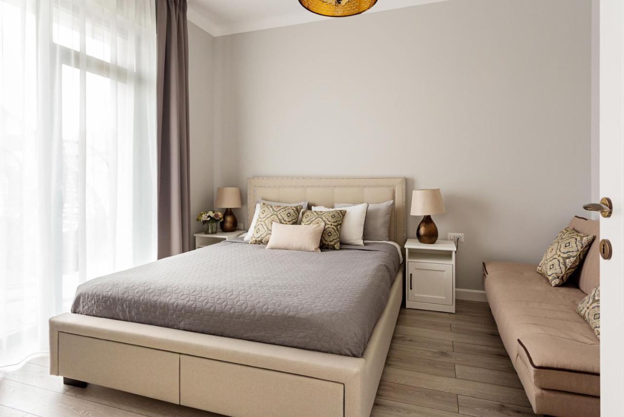 Lotus Inn Sînmartin Dış mekan fotoğraf
